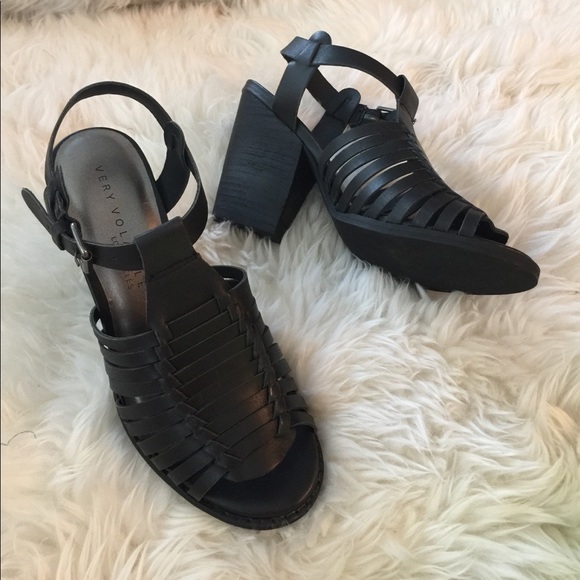 Volatile Leather sandal